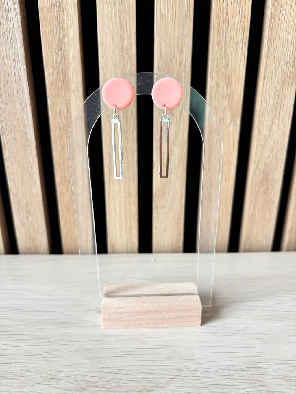 Louise oorbellen mini margose zalm