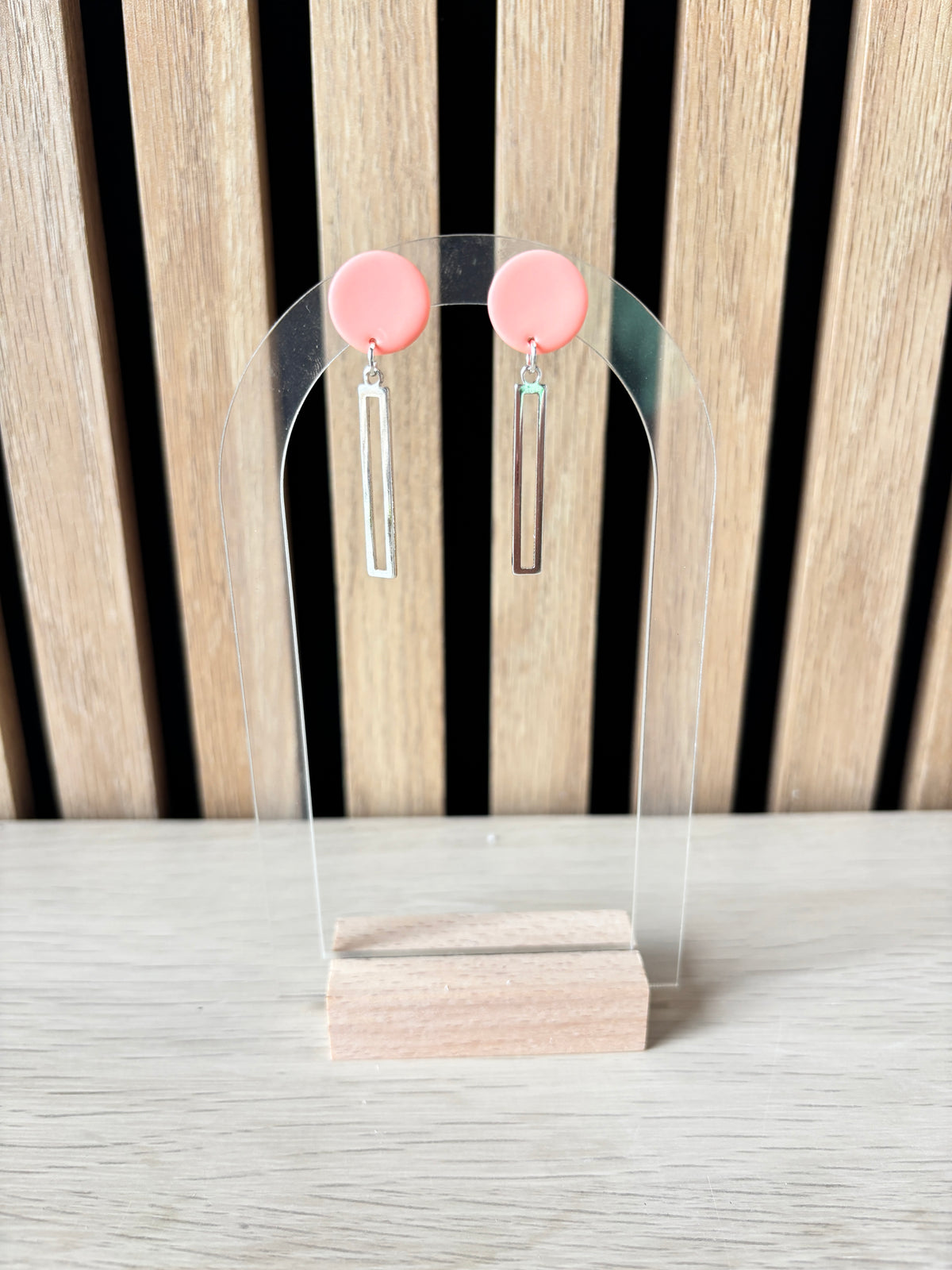 Louise oorbellen mini margose zalm