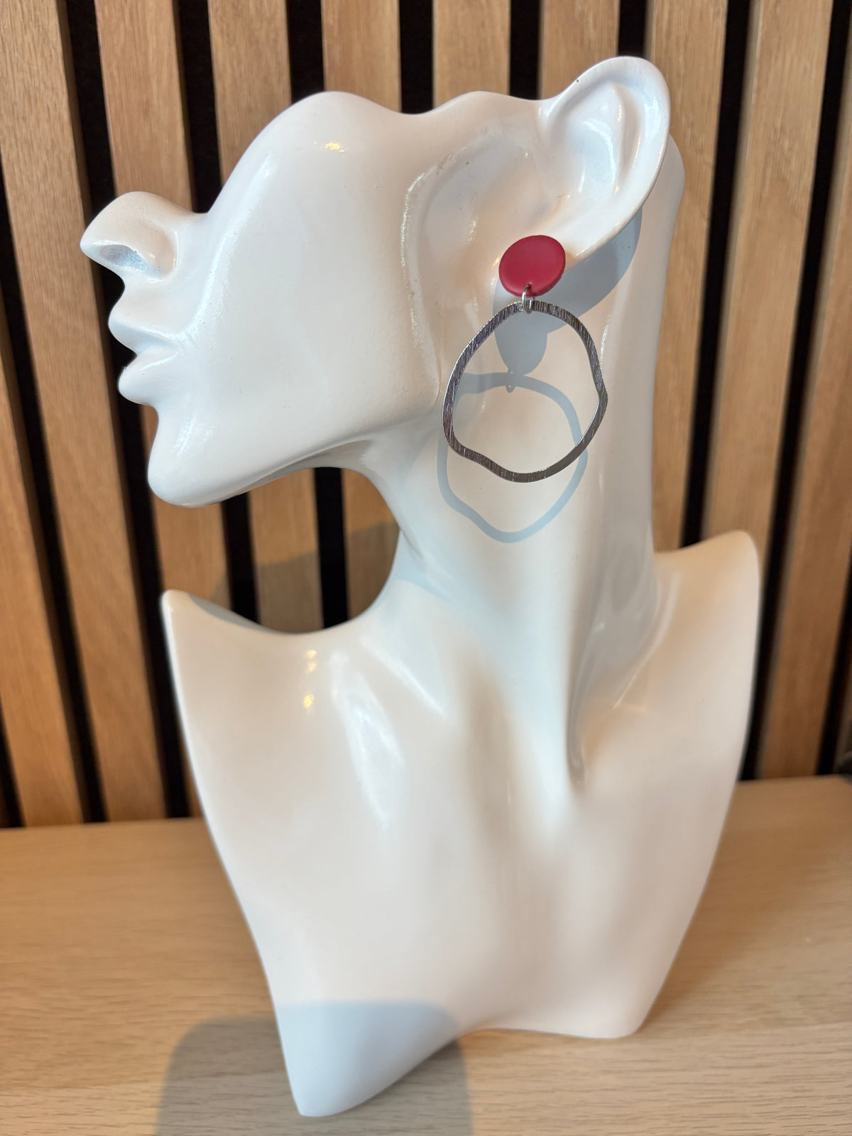 Celia oorbellen zilver bordeaux