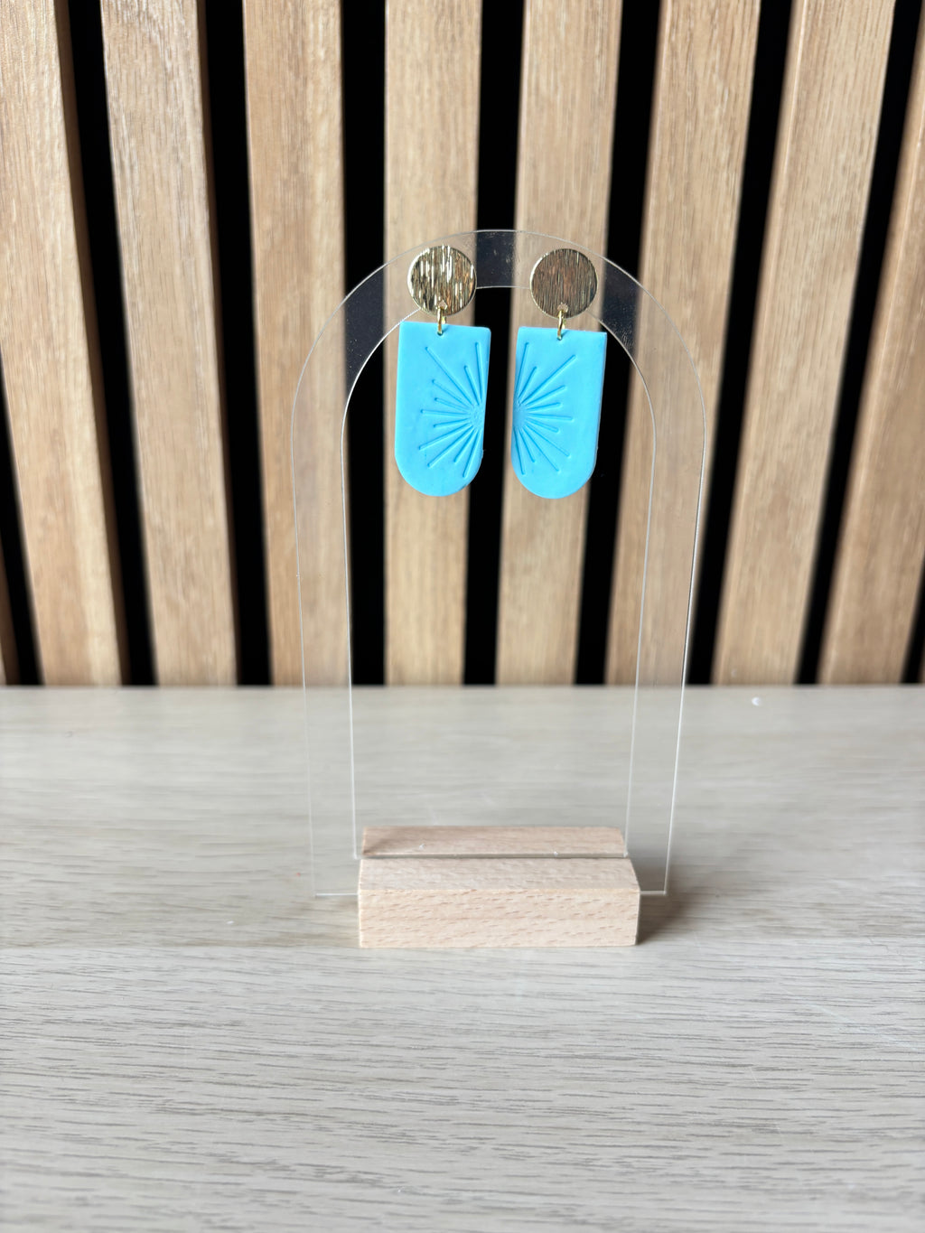 Quinn licht blauw